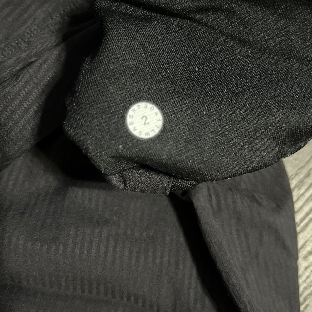 Lululemon Dance Studio Pant III (Regular) *Unlined 32"
Black Size 2 - Picture 4 of 8